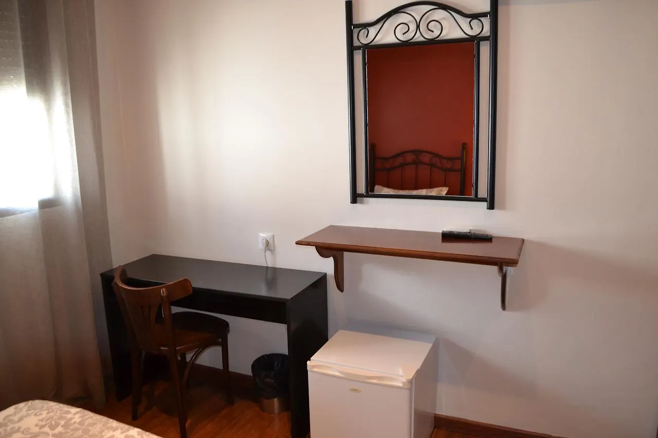 Hostal Pension La Ruta Paterna del Campo
