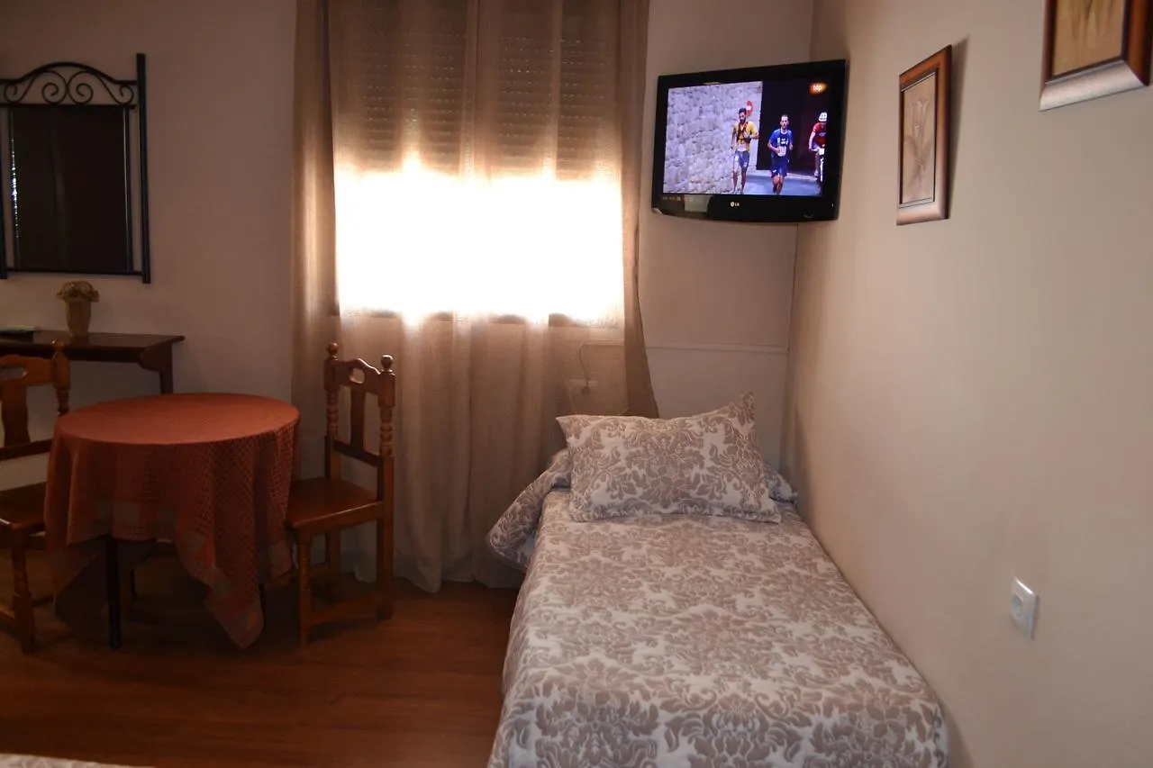Hostal Pension La Ruta Paterna del Campo Maison d'hôtes