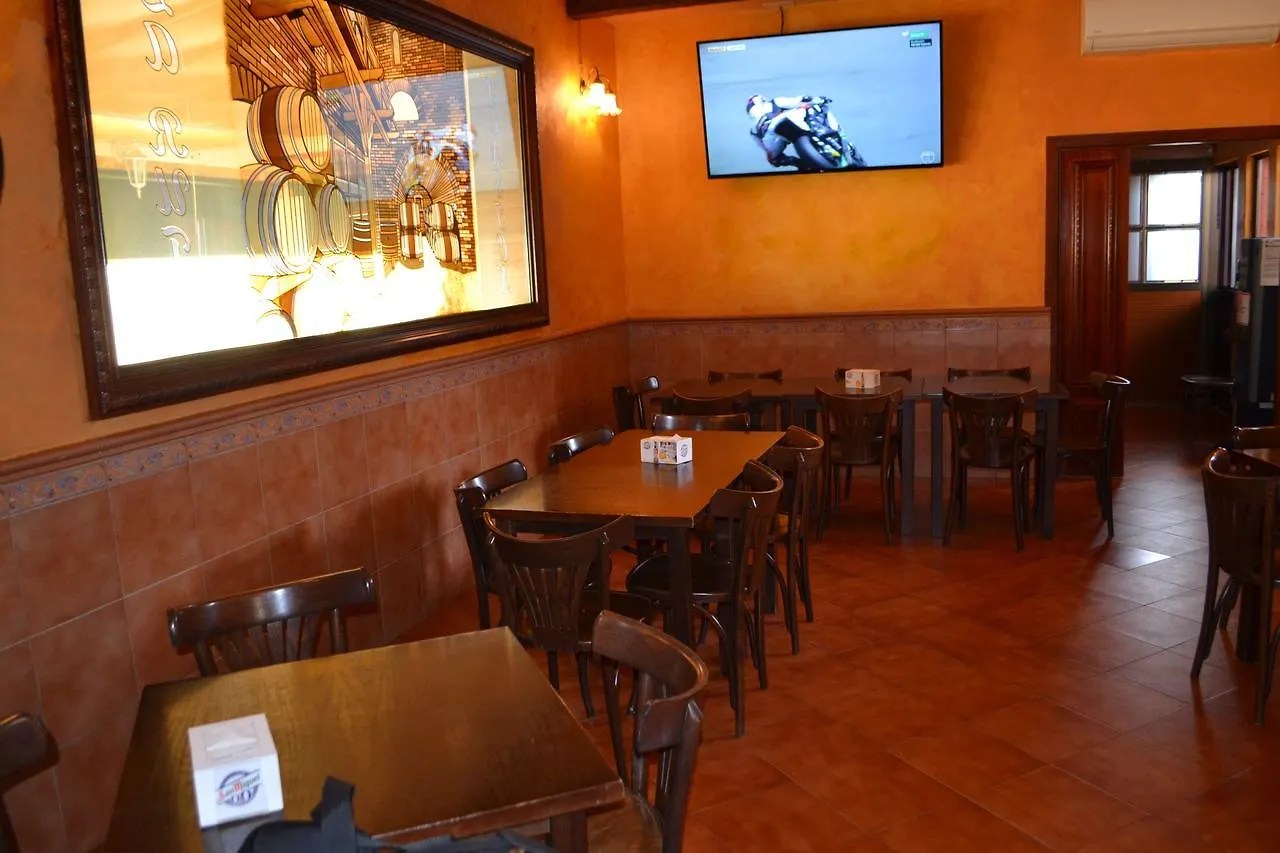 Hostal Pension La Ruta Paterna del Campo 0*,  스페인